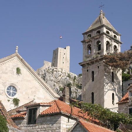 Tourist Settlement Brzet Hotel Omiš Kültér fotó