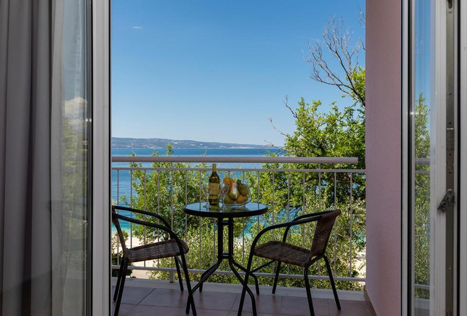 Tourist Settlement Brzet Hotel Omiš Kültér fotó